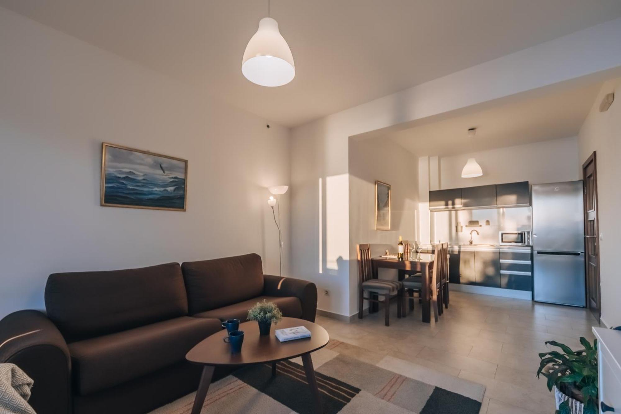 Apartments Kuce Lekovica Beach & Snack Bar- Bistro Pokoj fotografie