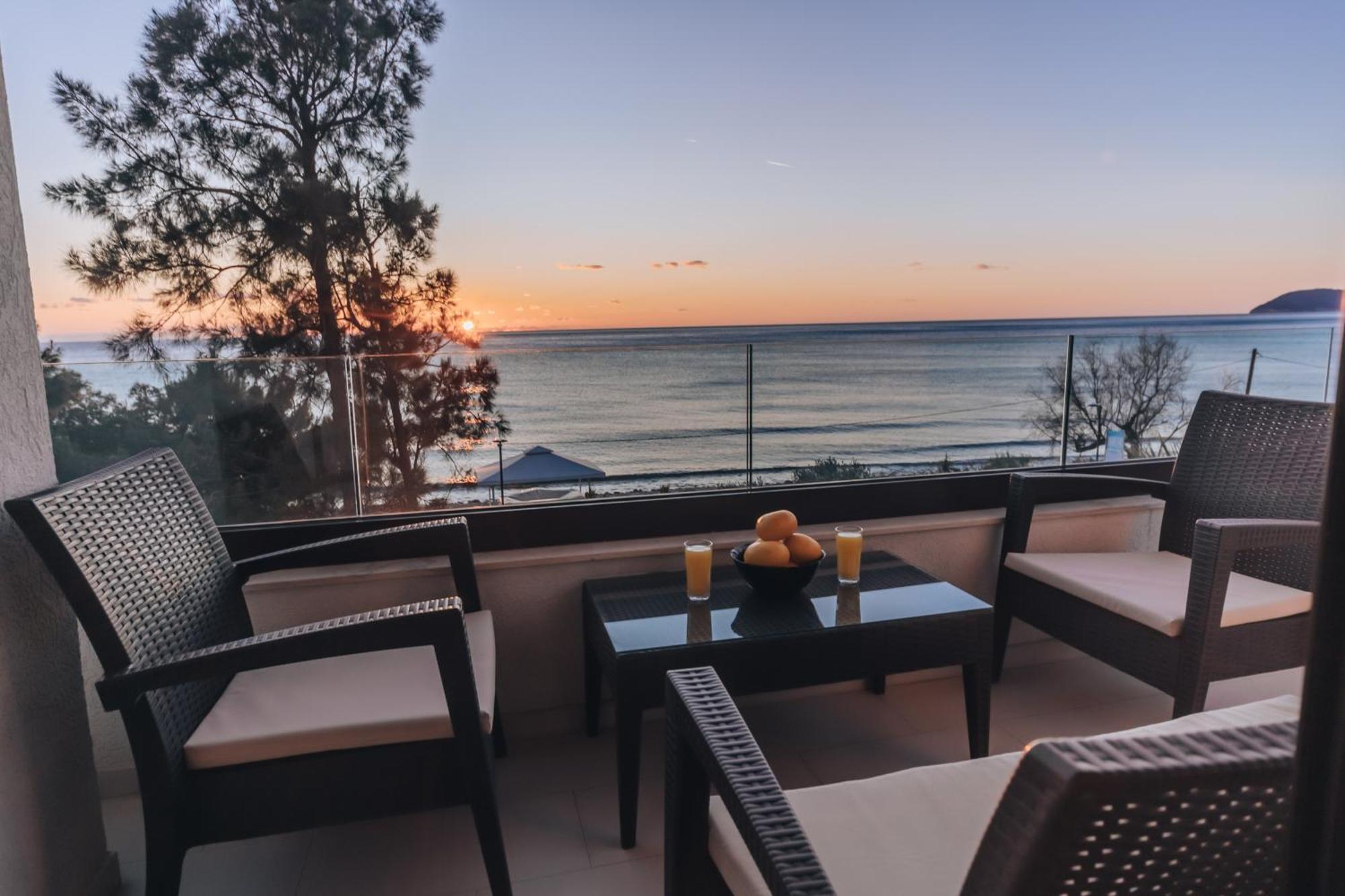 Apartments Kuce Lekovica Beach & Snack Bar- Bistro Pokoj fotografie