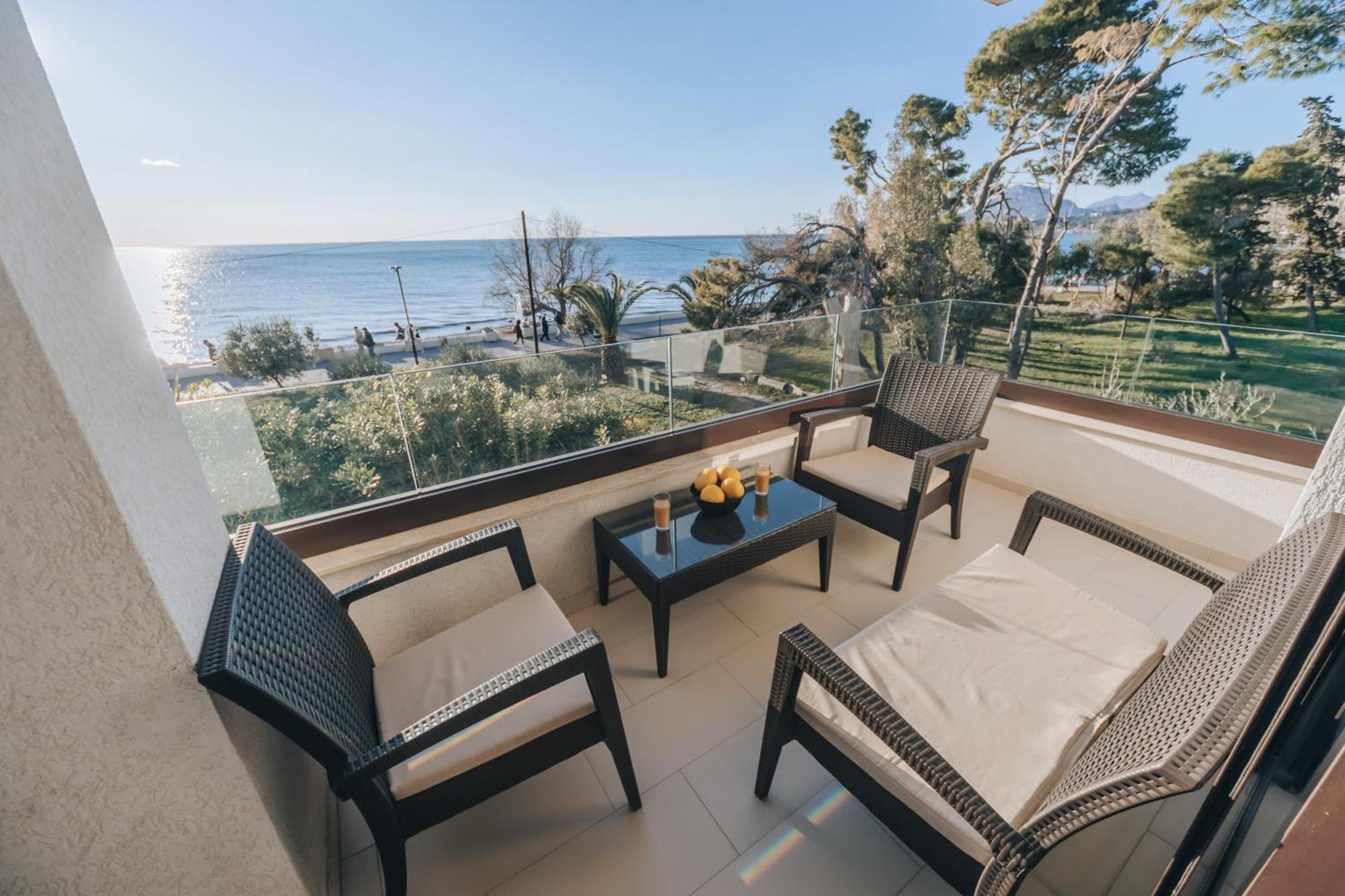 Apartments Kuce Lekovica Beach & Snack Bar- Bistro Pokoj fotografie