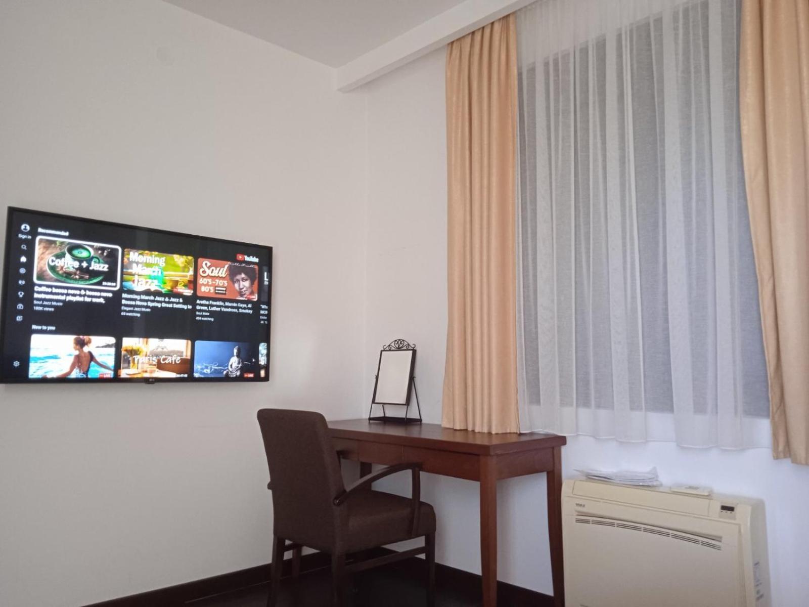 Apartments Kuce Lekovica Beach & Snack Bar- Bistro Pokoj fotografie