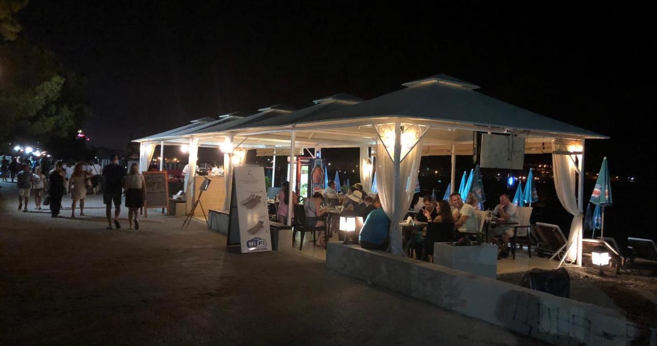 Apartments Kuce Lekovica Beach & Snack Bar- Bistro Exteriér fotografie